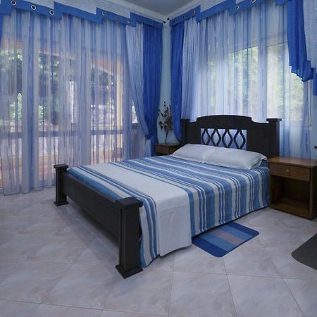 Seybreeze Villa Anse Royale Exterior foto